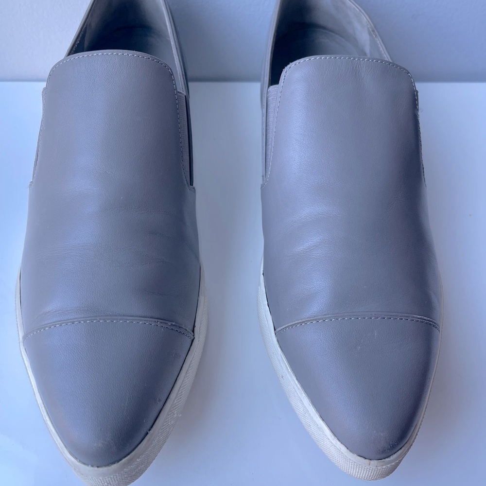 Vince Paeyre Pointed Toe Slip On Sneakers